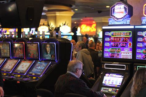 windsor casino shows|seven feathers event calendar.